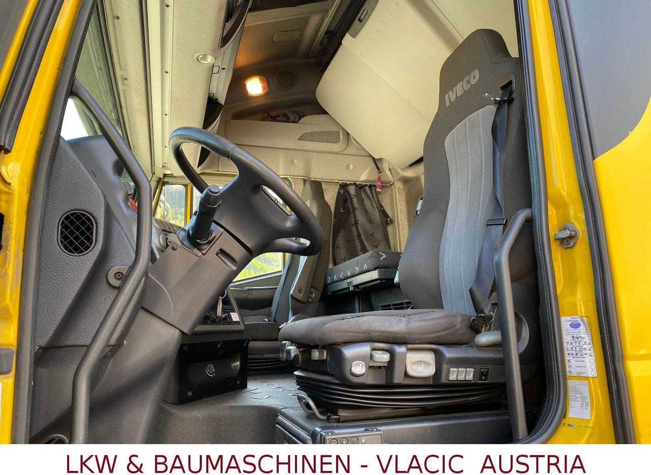 Iveco STRALIS AS190S45 - Kamion s ceradom: slika Iveco STRALIS AS190S45 - Kamion s ceradom Iveco STRALIS AS190S45 - Kamion s ceradom: slika Iveco STRALIS AS190S45 - Kamion s ceradom