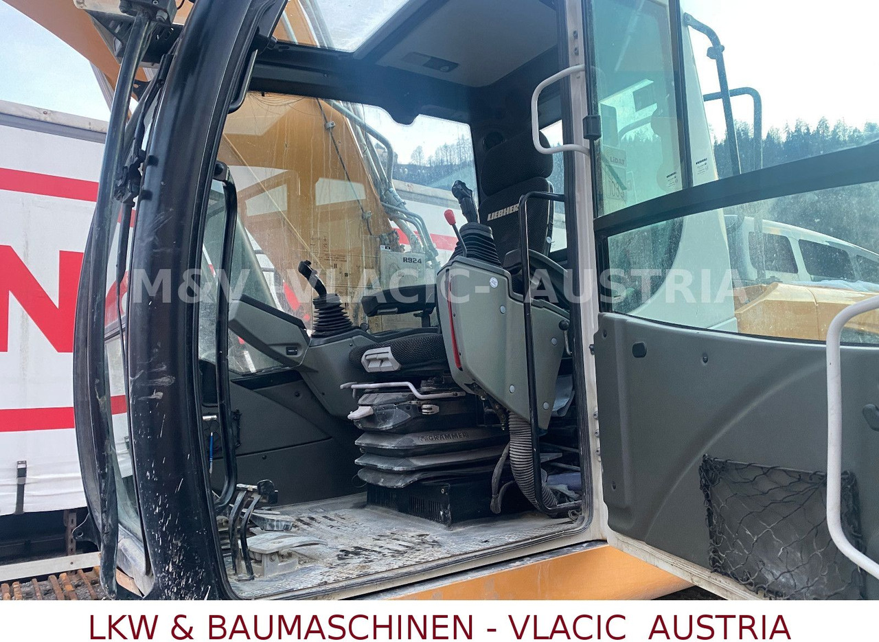 Liebherr R 924 LC - Bager gusjeničar: slika Liebherr R 924 LC - Bager gusjeničar Liebherr R 924 LC - Bager gusjeničar: slika Liebherr R 924 LC - Bager gusjeničar