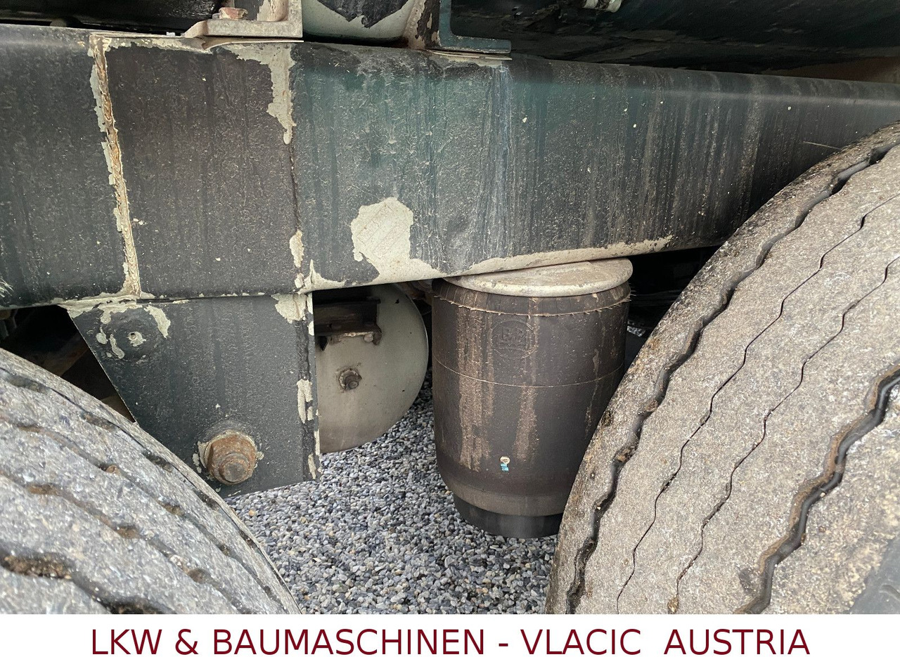 Zakup  Schwarzmüller Tank für Öl transport Schwarzmüller Tank für Öl transport: slika Zakup  Schwarzmüller Tank für Öl transport Schwarzmüller Tank für Öl transport