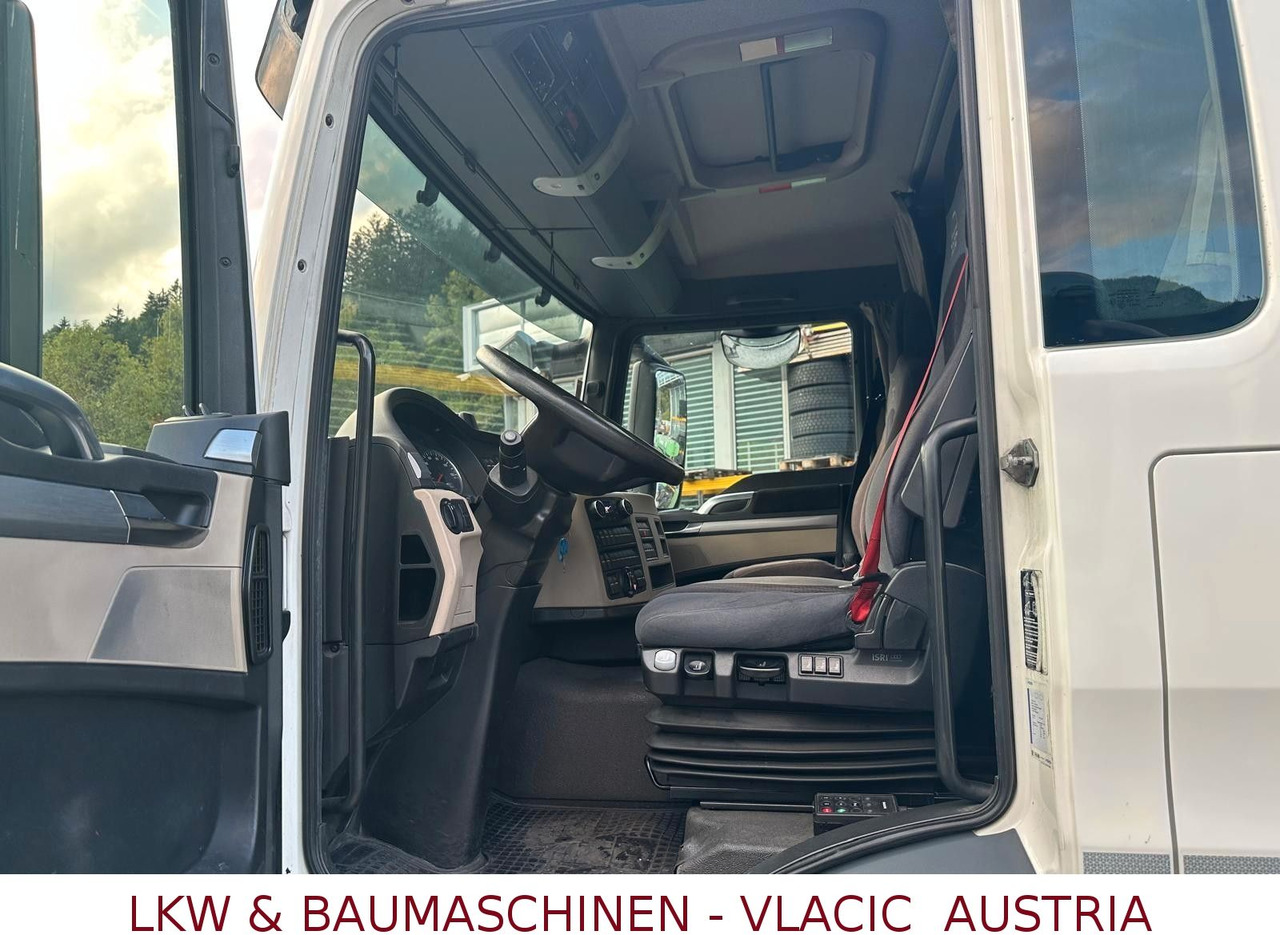 MAN TGS 18.420 / 33 units / ADR / 4x2 - Tegljač: slika MAN TGS 18.420 / 33 units / ADR / 4x2 - Tegljač MAN TGS 18.420 / 33 units / ADR / 4x2 - Tegljač: slika MAN TGS 18.420 / 33 units / ADR / 4x2 - Tegljač