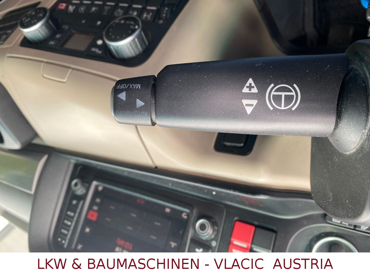 MAN TGX 18.500 - Tegljač: slika MAN TGX 18.500 - Tegljač MAN TGX 18.500 - Tegljač: slika MAN TGX 18.500 - Tegljač