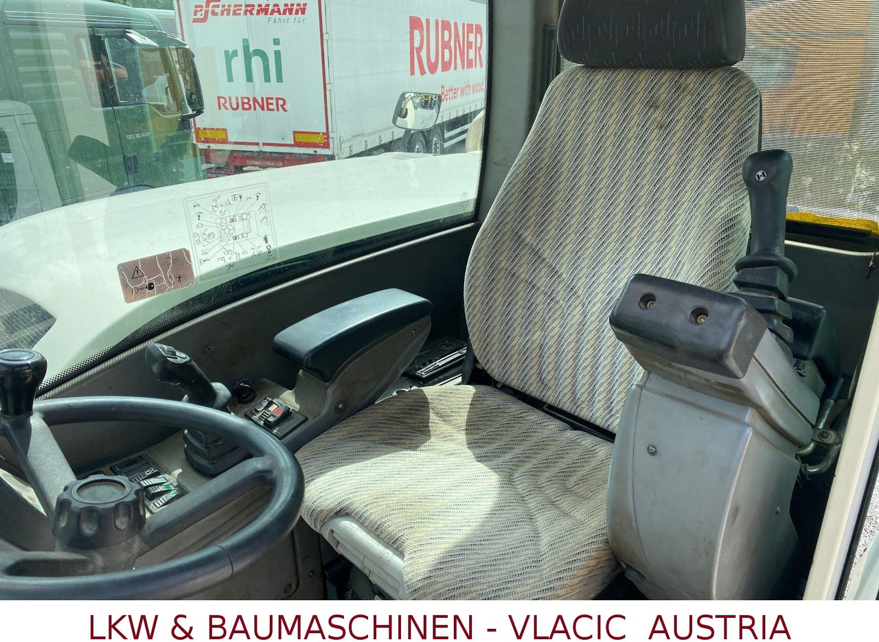 Terex TW 110 Mobilbagger inkl.4Löffeln - Bager na kotačima: slika Terex TW 110 Mobilbagger inkl.4Löffeln - Bager na kotačima Terex TW 110 Mobilbagger inkl.4Löffeln - Bager na kotačima: slika Terex TW 110 Mobilbagger inkl.4Löffeln - Bager na kotačima