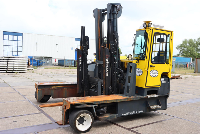 Combilift C12000 - Bočni utovarivač: slika Combilift C12000 - Bočni utovarivač Combilift C12000 - Bočni utovarivač: slika Combilift C12000 - Bočni utovarivač