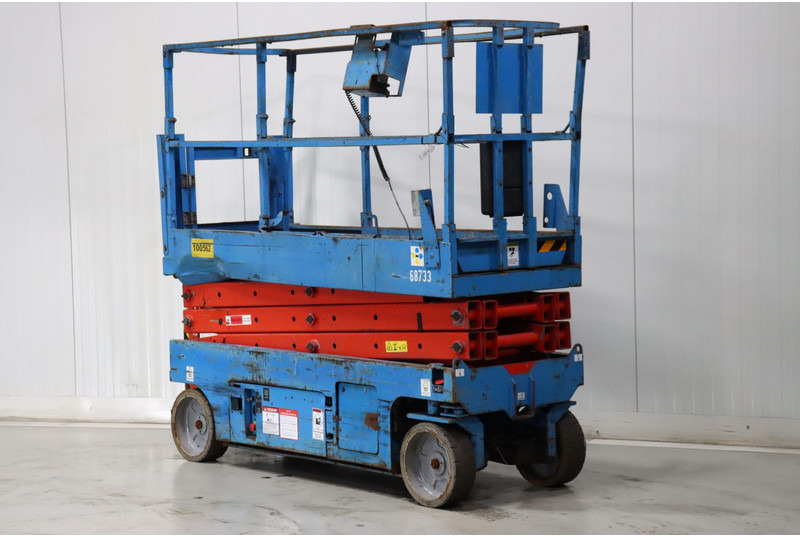 Genie GS-2032 - Škarasta podizna platforma: slika Genie GS-2032 - Škarasta podizna platforma Genie GS-2032 - Škarasta podizna platforma: slika Genie GS-2032 - Škarasta podizna platforma