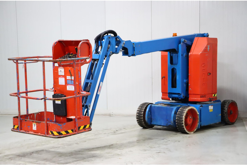 Genie Z-30/20N RJ - Zglobni krak: slika Genie Z-30/20N RJ - Zglobni krak Genie Z-30/20N RJ - Zglobni krak: slika Genie Z-30/20N RJ - Zglobni krak