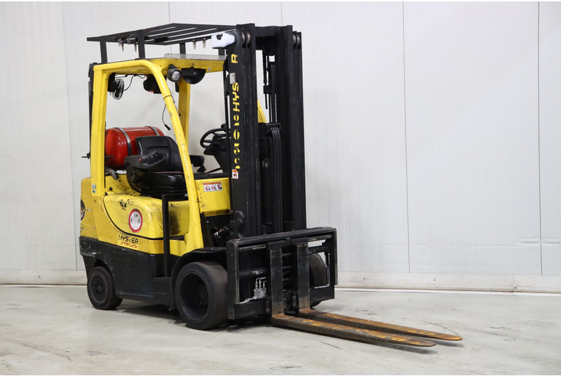 Hyster S3.0FT - Plinski viličar: slika Hyster S3.0FT - Plinski viličar Hyster S3.0FT - Plinski viličar: slika Hyster S3.0FT - Plinski viličar