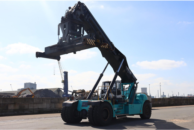 KONECRANES 4542TB5 - Dohvatni viličar: slika KONECRANES 4542TB5 - Dohvatni viličar KONECRANES 4542TB5 - Dohvatni viličar: slika KONECRANES 4542TB5 - Dohvatni viličar