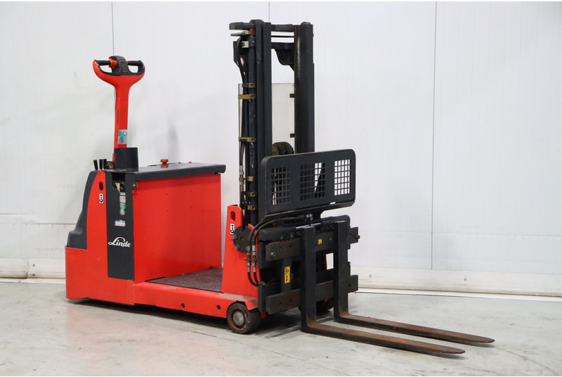 Linde L12AC - Slagač stoga: slika Linde L12AC - Slagač stoga Linde L12AC - Slagač stoga: slika Linde L12AC - Slagač stoga