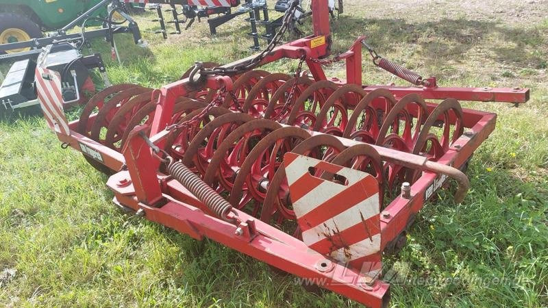 BVL VL11/11 V - Valjak za poljoprivredna gospodarstva: slika BVL VL11/11 V - Valjak za poljoprivredna gospodarstva BVL VL11/11 V - Valjak za poljoprivredna gospodarstva: slika BVL VL11/11 V - Valjak za poljoprivredna gospodarstva