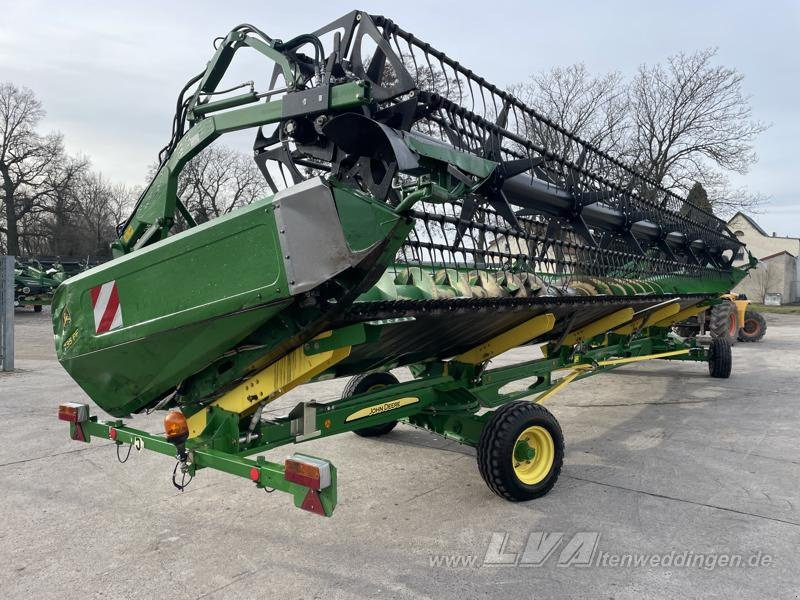 John Deere 735 PremiumFlow - Heder za kombajn: slika John Deere 735 PremiumFlow - Heder za kombajn John Deere 735 PremiumFlow - Heder za kombajn: slika John Deere 735 PremiumFlow - Heder za kombajn