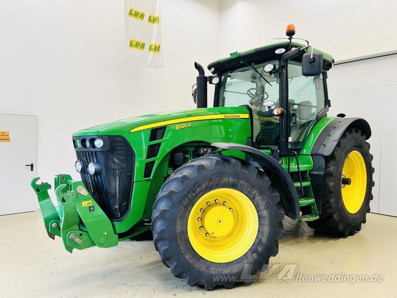 John Deere 8320R - Traktor: slika John Deere 8320R - Traktor John Deere 8320R - Traktor: slika John Deere 8320R - Traktor