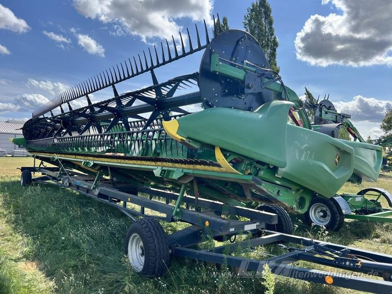 John Deere RDF 40 - Heder za kombajn: slika John Deere RDF 40 - Heder za kombajn John Deere RDF 40 - Heder za kombajn: slika John Deere RDF 40 - Heder za kombajn