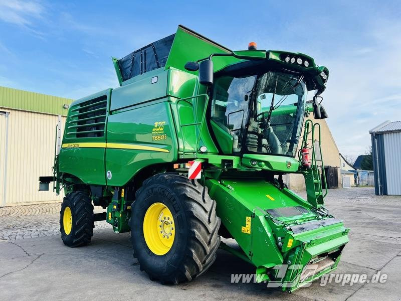 John Deere T660 - Kombajn za žetvu: slika John Deere T660 - Kombajn za žetvu John Deere T660 - Kombajn za žetvu: slika John Deere T660 - Kombajn za žetvu