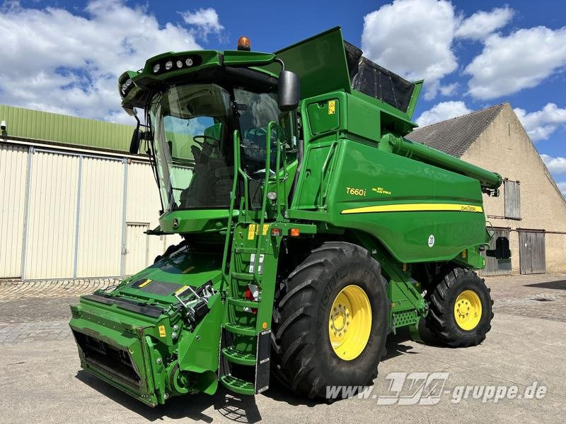 John Deere T660 i ProDrive - Kombajn za žetvu: slika John Deere T660 i ProDrive - Kombajn za žetvu John Deere T660 i ProDrive - Kombajn za žetvu: slika John Deere T660 i ProDrive - Kombajn za žetvu