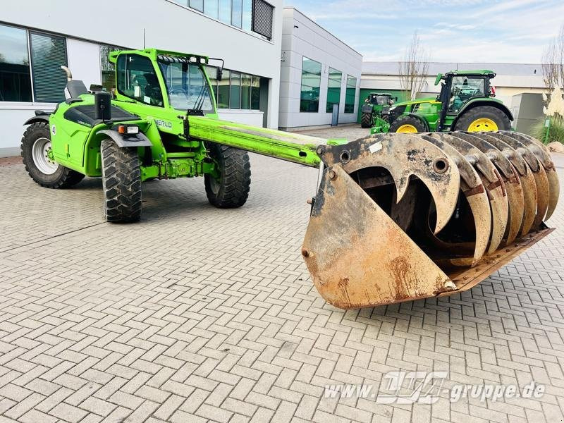 Merlo TF 42.7 - Teleskopski rukovatelj: slika Merlo TF 42.7 - Teleskopski rukovatelj Merlo TF 42.7 - Teleskopski rukovatelj: slika Merlo TF 42.7 - Teleskopski rukovatelj