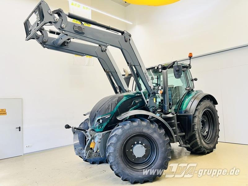 Valtra T174 - Traktor: slika Valtra T174 - Traktor Valtra T174 - Traktor: slika Valtra T174 - Traktor