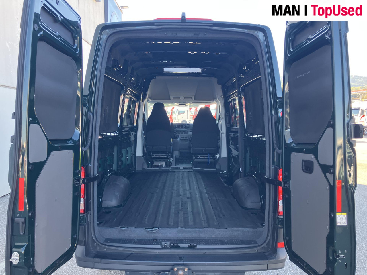 MAN TGE 3.140 4X4 SB - Furgon: slika MAN TGE 3.140 4X4 SB - Furgon MAN TGE 3.140 4X4 SB - Furgon: slika MAN TGE 3.140 4X4 SB - Furgon