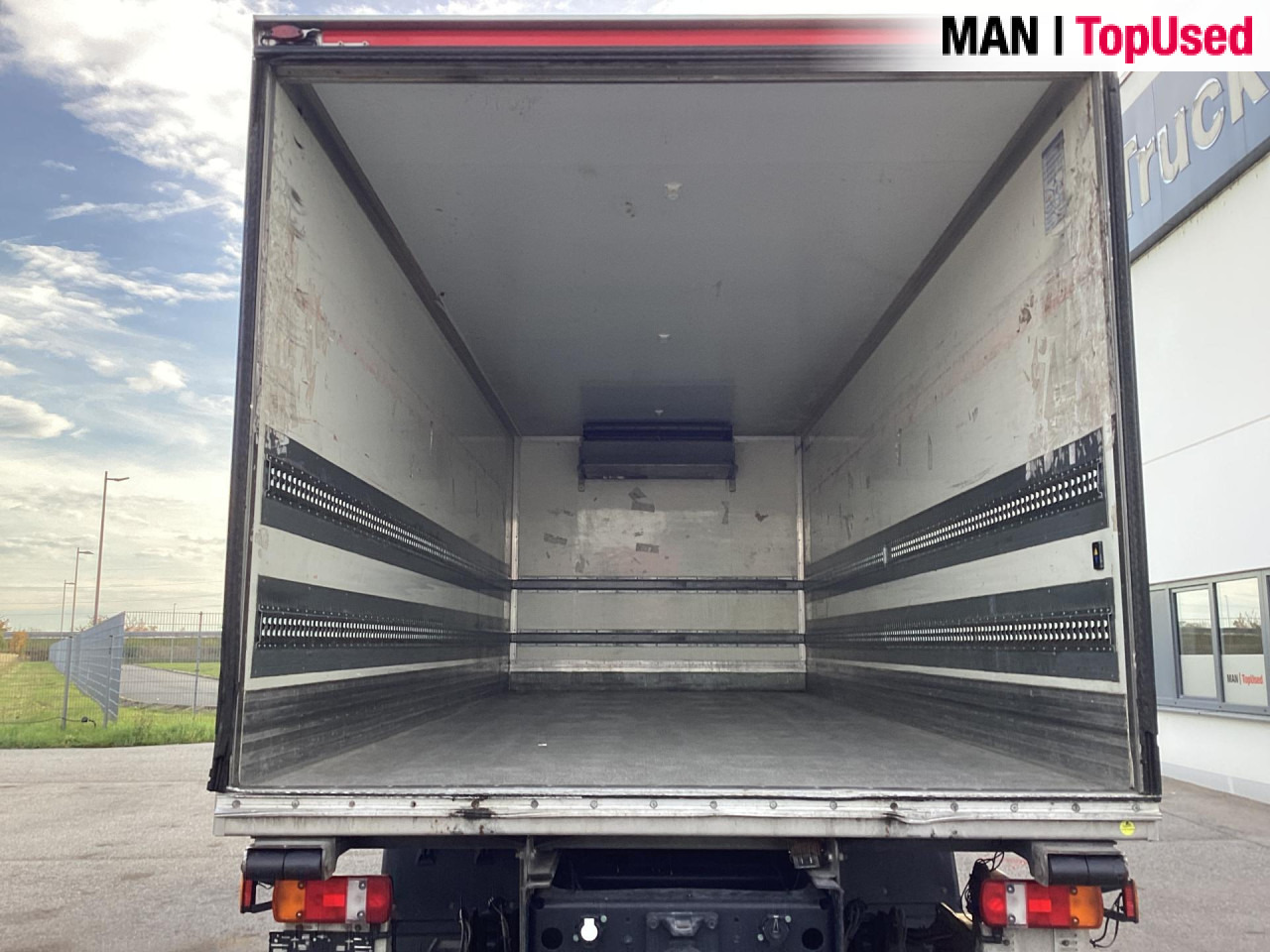 MAN TGM 18.250 4x2 BL CH - Kamion hladnjača: slika MAN TGM 18.250 4x2 BL CH - Kamion hladnjača MAN TGM 18.250 4x2 BL CH - Kamion hladnjača: slika MAN TGM 18.250 4x2 BL CH - Kamion hladnjača