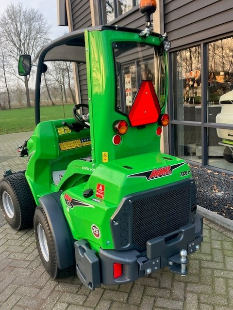 AVANT 530 TDL+ loader - Zglobni utovarivač: slika AVANT 530 TDL+ loader - Zglobni utovarivač AVANT 530 TDL+ loader - Zglobni utovarivač: slika AVANT 530 TDL+ loader - Zglobni utovarivač