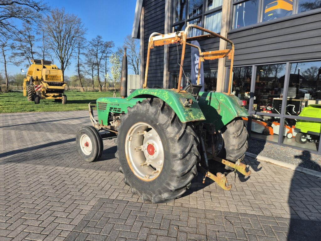 DEUTZ D5206 - Traktor: slika DEUTZ D5206 - Traktor DEUTZ D5206 - Traktor: slika DEUTZ D5206 - Traktor
