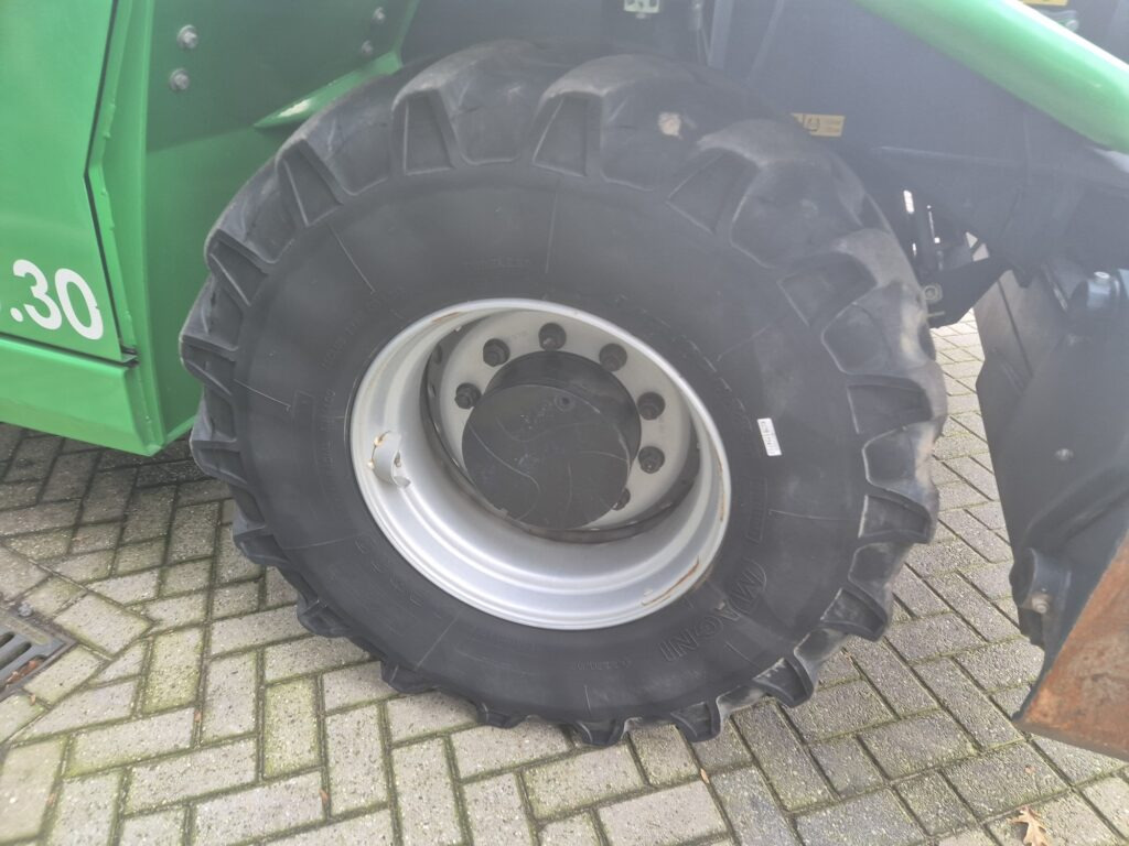 Teleskopski rukovatelj MAGNI RTH 6.30: slika Teleskopski rukovatelj MAGNI RTH 6.30 Teleskopski rukovatelj MAGNI RTH 6.30: slika Teleskopski rukovatelj MAGNI RTH 6.30