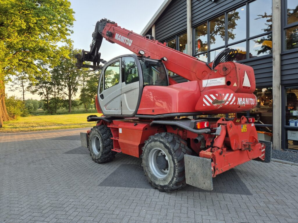 MANITOU MRT 2150 privilege - Teleskopski rukovatelj: slika MANITOU MRT 2150 privilege - Teleskopski rukovatelj MANITOU MRT 2150 privilege - Teleskopski rukovatelj: slika MANITOU MRT 2150 privilege - Teleskopski rukovatelj