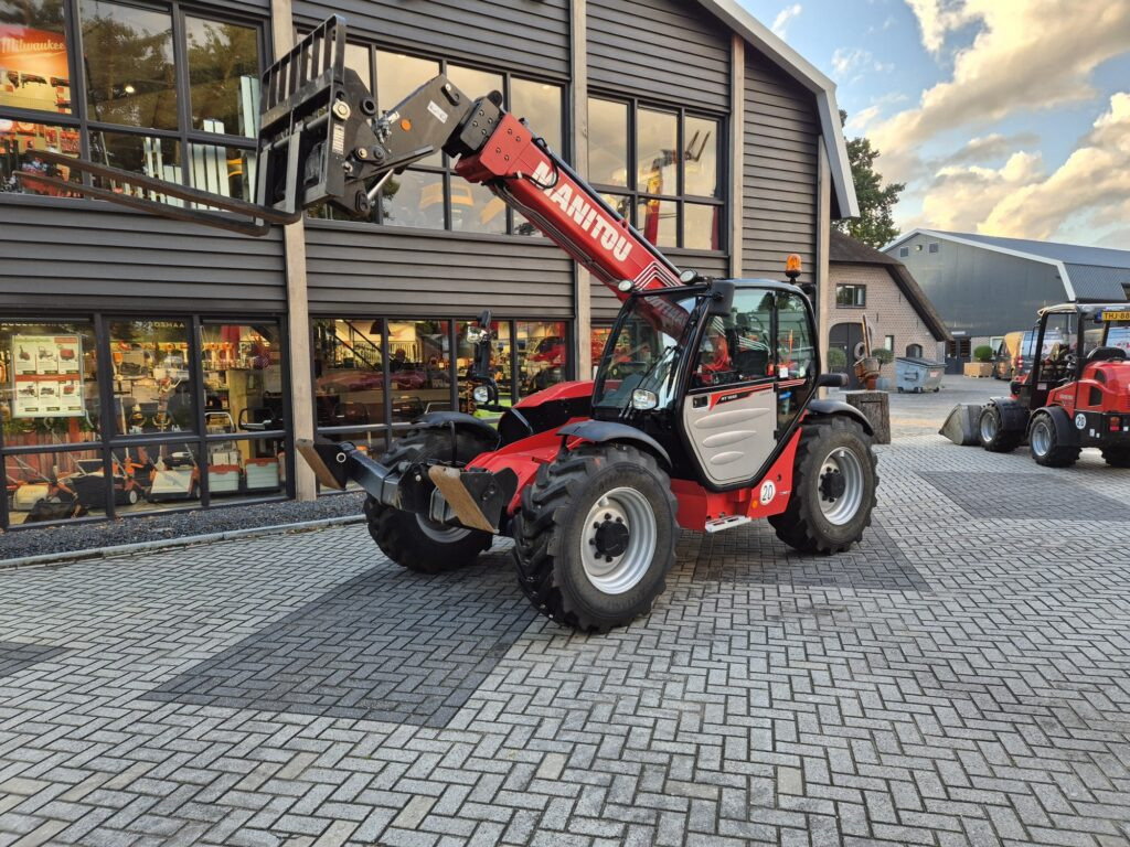 MANITOU MT 1033 easy - Teleskopski rukovatelj: slika MANITOU MT 1033 easy - Teleskopski rukovatelj MANITOU MT 1033 easy - Teleskopski rukovatelj: slika MANITOU MT 1033 easy - Teleskopski rukovatelj