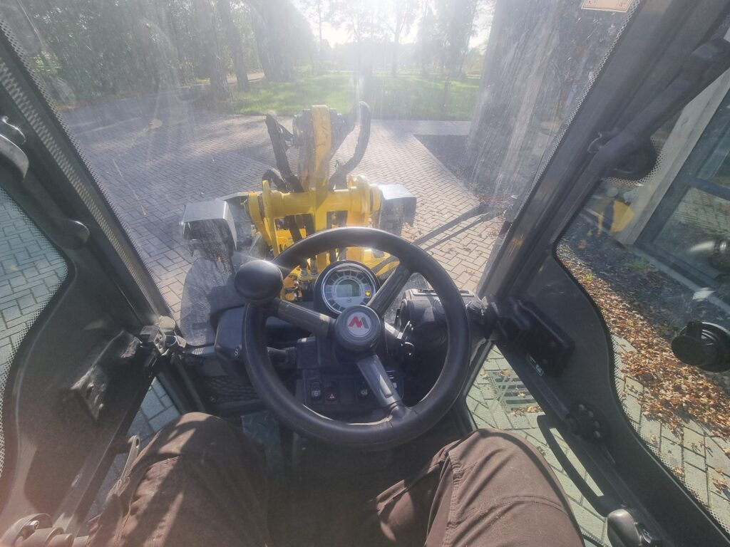 WACKER WL 25 (956 h) - Utovarivač na kotačima: slika WACKER WL 25 (956 h) - Utovarivač na kotačima WACKER WL 25 (956 h) - Utovarivač na kotačima: slika WACKER WL 25 (956 h) - Utovarivač na kotačima