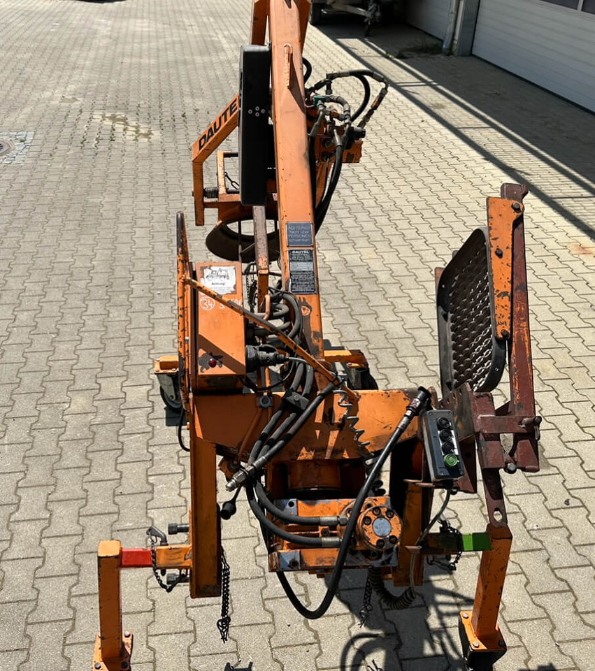 Unimog Schachtgulliheber DAUTEL H2700N - Priključak: slika Unimog Schachtgulliheber DAUTEL H2700N - Priključak Unimog Schachtgulliheber DAUTEL H2700N - Priključak: slika Unimog Schachtgulliheber DAUTEL H2700N - Priključak