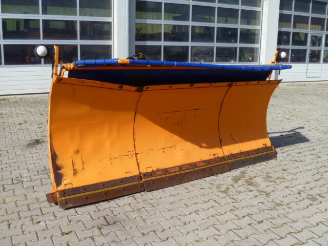 Unimog Schneepflug - Schneeschild Schmidt M30.3 - Ralica za snijeg: slika Unimog Schneepflug - Schneeschild Schmidt M30.3 - Ralica za snijeg Unimog Schneepflug - Schneeschild Schmidt M30.3 - Ralica za snijeg: slika Unimog Schneepflug - Schneeschild Schmidt M30.3 - Ralica za snijeg
