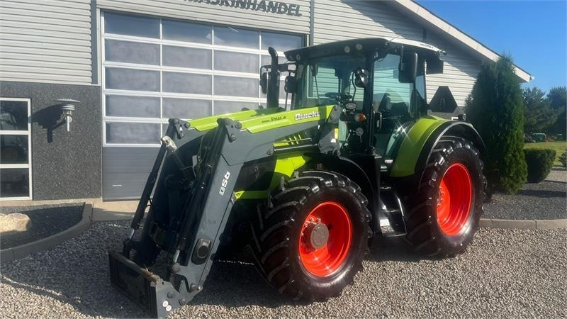 Claas ARION 550 CEBIS Med frontlæsser og frontlift - Traktor: slika Claas ARION 550 CEBIS Med frontlæsser og frontlift - Traktor Claas ARION 550 CEBIS Med frontlæsser og frontlift - Traktor: slika Claas ARION 550 CEBIS Med frontlæsser og frontlift - Traktor