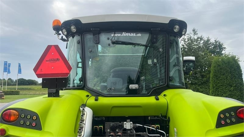 Claas Arion 440 CIS med frontlæsser - Traktor: slika Claas Arion 440 CIS med frontlæsser - Traktor Claas Arion 440 CIS med frontlæsser - Traktor: slika Claas Arion 440 CIS med frontlæsser - Traktor