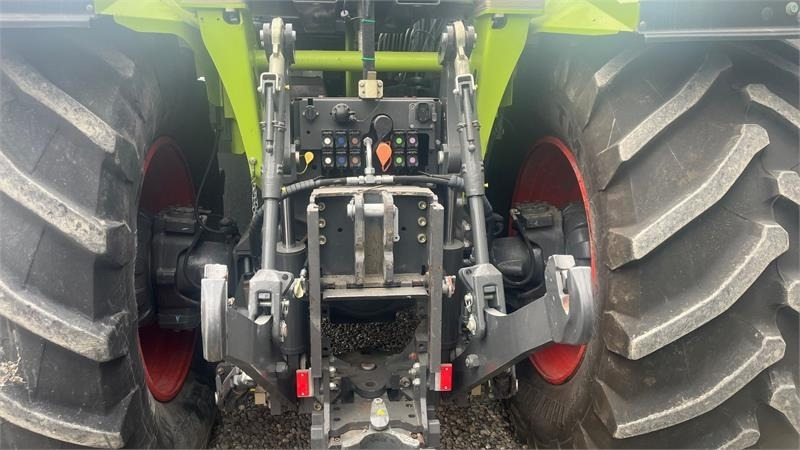 Claas XERION 5000 Trac. Med GPS anlæg. Ultimativ trækker - Traktor: slika Claas XERION 5000 Trac. Med GPS anlæg. Ultimativ trækker - Traktor Claas XERION 5000 Trac. Med GPS anlæg. Ultimativ trækker - Traktor: slika Claas XERION 5000 Trac. Med GPS anlæg. Ultimativ trækker - Traktor