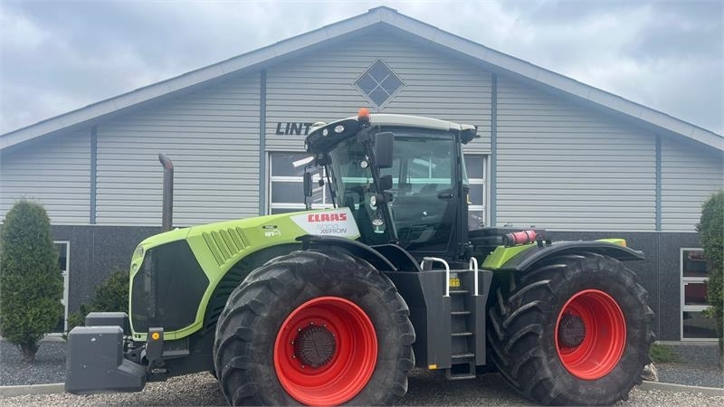 Claas XERION 5000 Trac. Med GPS anlæg. Ultimativ trækker - Traktor: slika Claas XERION 5000 Trac. Med GPS anlæg. Ultimativ trækker - Traktor Claas XERION 5000 Trac. Med GPS anlæg. Ultimativ trækker - Traktor: slika Claas XERION 5000 Trac. Med GPS anlæg. Ultimativ trækker - Traktor
