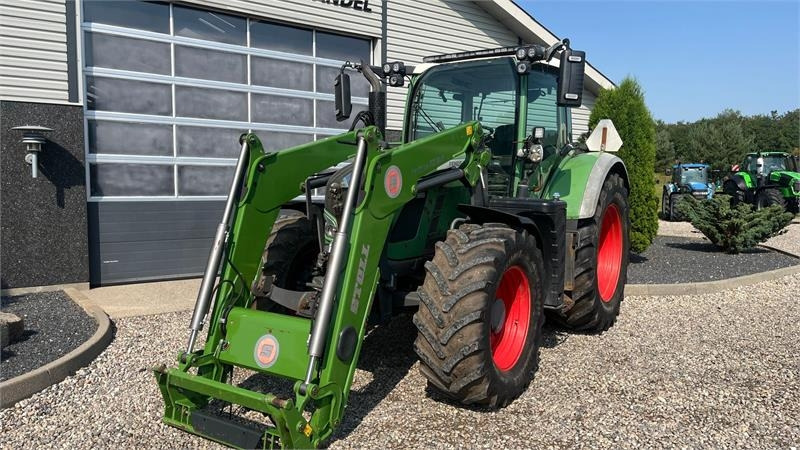 Fendt 720 Vario Med frontlæsser, frontlift og frontPTO - Traktor: slika Fendt 720 Vario Med frontlæsser, frontlift og frontPTO - Traktor Fendt 720 Vario Med frontlæsser, frontlift og frontPTO - Traktor: slika Fendt 720 Vario Med frontlæsser, frontlift og frontPTO - Traktor