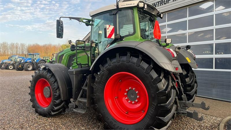 Fendt 933 Vario Profi Plus S4 med frontlift - Traktor: slika Fendt 933 Vario Profi Plus S4 med frontlift - Traktor Fendt 933 Vario Profi Plus S4 med frontlift - Traktor: slika Fendt 933 Vario Profi Plus S4 med frontlift - Traktor