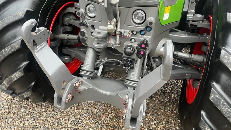 Fendt 942 Vario Gen7 Profi+ Setting2 Med frontlift - Traktor: slika Fendt 942 Vario Gen7 Profi+ Setting2 Med frontlift - Traktor Fendt 942 Vario Gen7 Profi+ Setting2 Med frontlift - Traktor: slika Fendt 942 Vario Gen7 Profi+ Setting2 Med frontlift - Traktor