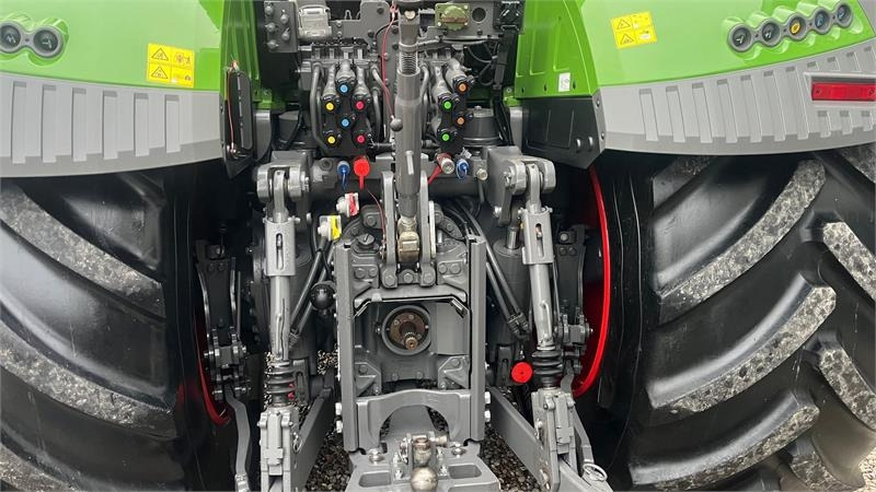 Fendt 942 Vario Gen7 Profi+ Setting2 Med frontlift - Traktor: slika Fendt 942 Vario Gen7 Profi+ Setting2 Med frontlift - Traktor Fendt 942 Vario Gen7 Profi+ Setting2 Med frontlift - Traktor: slika Fendt 942 Vario Gen7 Profi+ Setting2 Med frontlift - Traktor