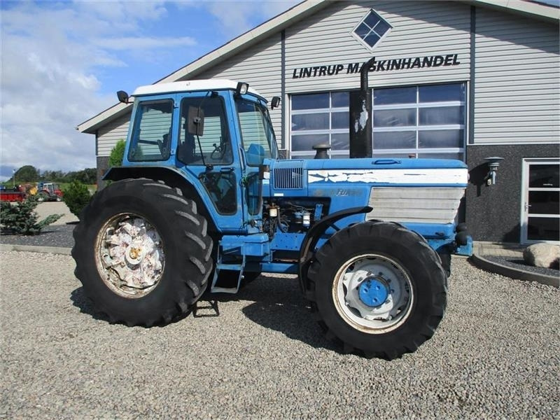 Traktor Ford TW 25 Regulær: slika Traktor Ford TW 25 Regulær Traktor Ford TW 25 Regulær: slika Traktor Ford TW 25 Regulær