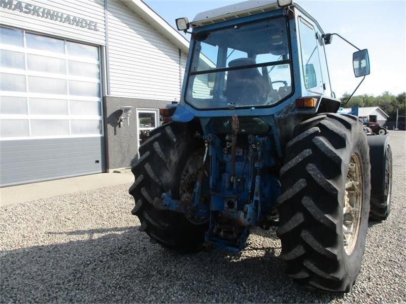 Traktor Ford TW 25 Regulær: slika Traktor Ford TW 25 Regulær Traktor Ford TW 25 Regulær: slika Traktor Ford TW 25 Regulær