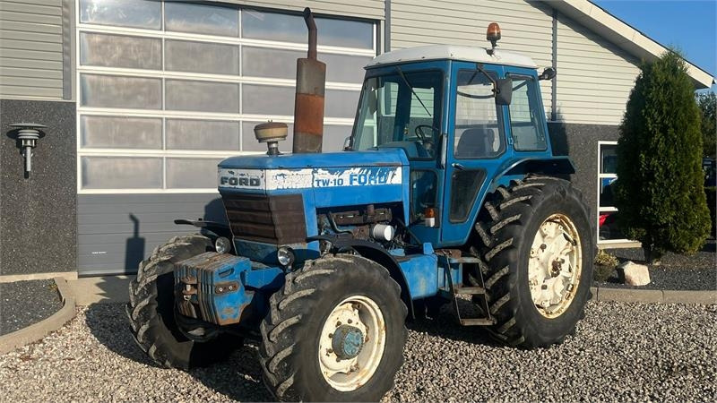 Ford TW10 Meget original 4wd Ford TW10. - Traktor: slika Ford TW10 Meget original 4wd Ford TW10. - Traktor Ford TW10 Meget original 4wd Ford TW10. - Traktor: slika Ford TW10 Meget original 4wd Ford TW10. - Traktor
