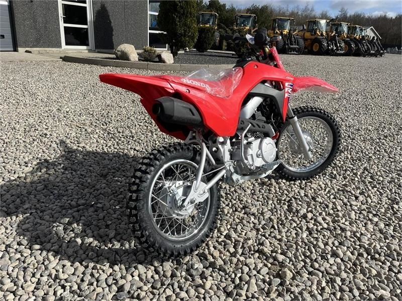 Honda CRF 110 F Den nye model - ATV/ Quad vozilo: slika Honda CRF 110 F Den nye model - ATV/ Quad vozilo Honda CRF 110 F Den nye model - ATV/ Quad vozilo: slika Honda CRF 110 F Den nye model - ATV/ Quad vozilo
