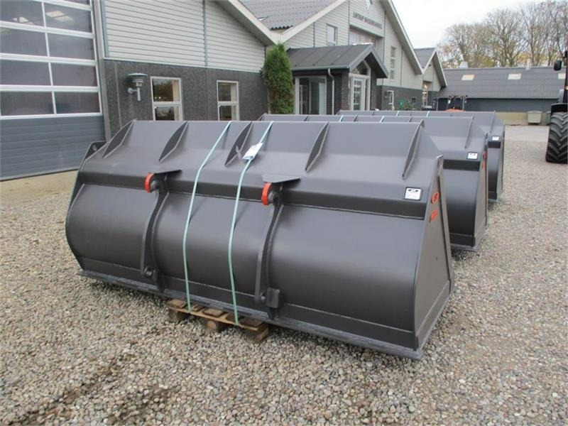 JST Skovl med volvoskifte 300 bred og tager 3.4m3. Den - Utovarivač na kotačima: slika JST Skovl med volvoskifte 300 bred og tager 3.4m3. Den - Utovarivač na kotačima JST Skovl med volvoskifte 300 bred og tager 3.4m3. Den - Utovarivač na kotačima: slika JST Skovl med volvoskifte 300 bred og tager 3.4m3. Den - Utovarivač na kotačima