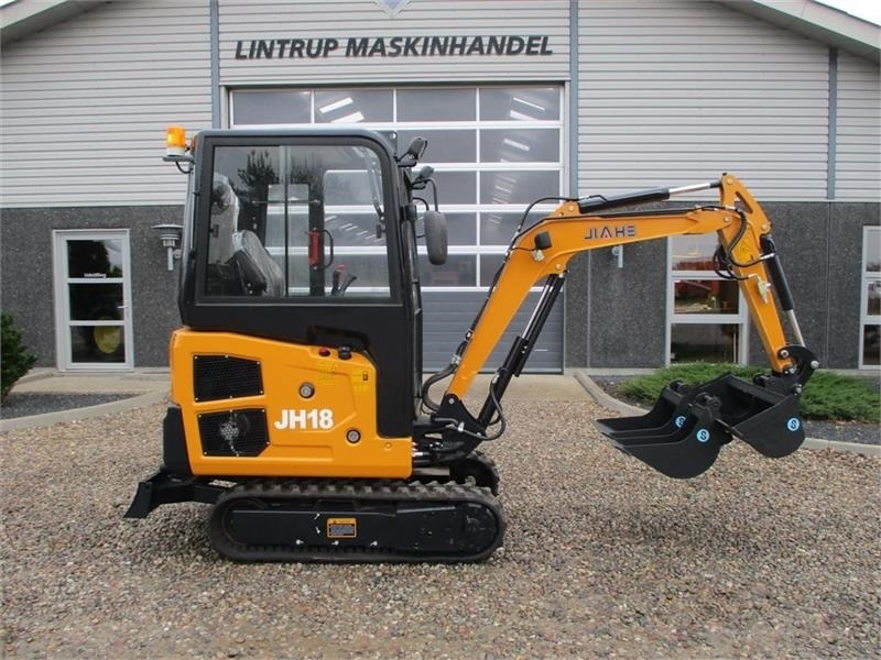 Jiahe JH18 MKII med Kubota motor og Danske CP hurtiskift - Mini bager: slika Jiahe JH18 MKII med Kubota motor og Danske CP hurtiskift - Mini bager Jiahe JH18 MKII med Kubota motor og Danske CP hurtiskift - Mini bager: slika Jiahe JH18 MKII med Kubota motor og Danske CP hurtiskift - Mini bager