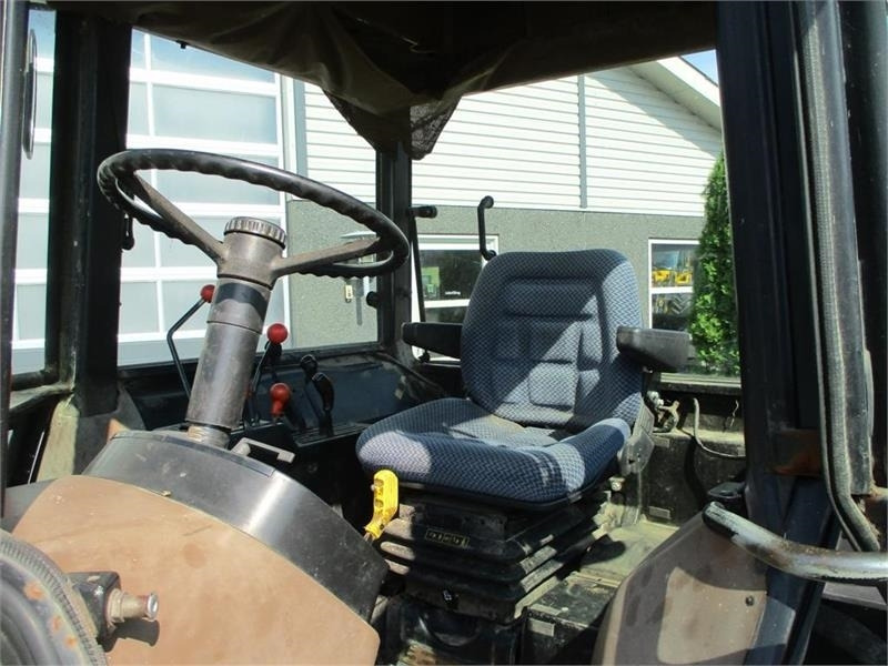 John Deere 2850 TURBO Med nye bagdæk - Traktor: slika John Deere 2850 TURBO Med nye bagdæk - Traktor John Deere 2850 TURBO Med nye bagdæk - Traktor: slika John Deere 2850 TURBO Med nye bagdæk - Traktor