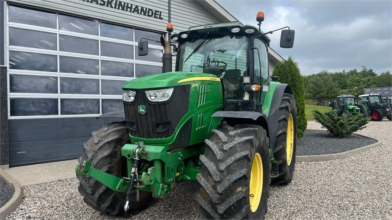 Traktor John Deere 6170R AutoPower med frontlift: slika Traktor John Deere 6170R AutoPower med frontlift