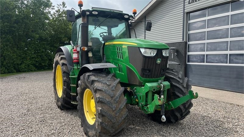 Traktor John Deere 6170R AutoPower med frontlift: slika Traktor John Deere 6170R AutoPower med frontlift