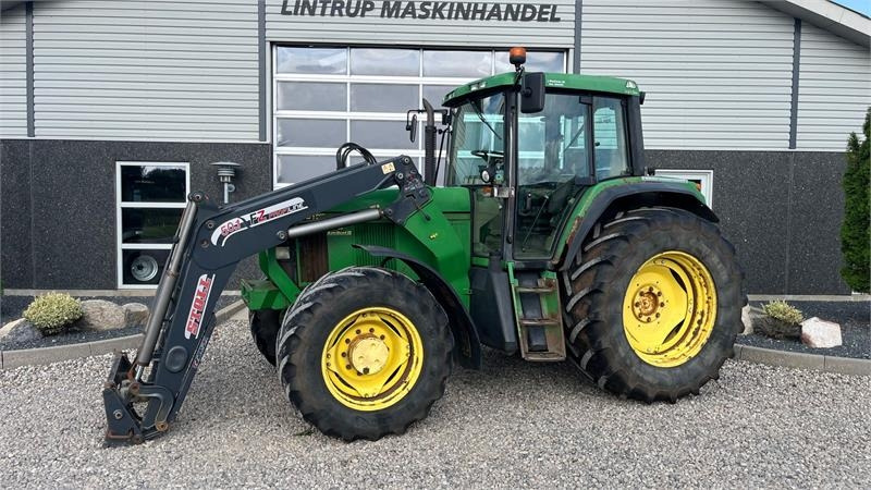 John Deere 6910 Auto Quad II-TLS Med frontlæsser - Traktor: slika John Deere 6910 Auto Quad II-TLS Med frontlæsser - Traktor John Deere 6910 Auto Quad II-TLS Med frontlæsser - Traktor: slika John Deere 6910 Auto Quad II-TLS Med frontlæsser - Traktor