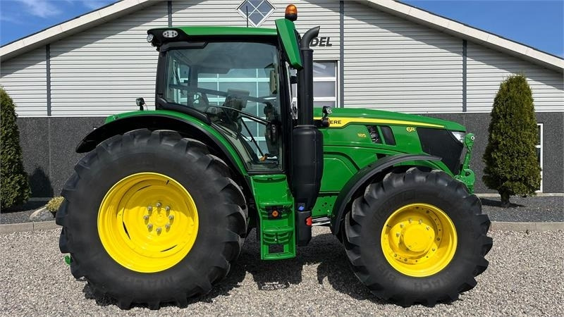 John Deere 6R 185 Command Pro AutoPower. KUN 166 TIMER. Trakt - Traktor: slika John Deere 6R 185 Command Pro AutoPower. KUN 166 TIMER. Trakt - Traktor John Deere 6R 185 Command Pro AutoPower. KUN 166 TIMER. Trakt - Traktor: slika John Deere 6R 185 Command Pro AutoPower. KUN 166 TIMER. Trakt - Traktor