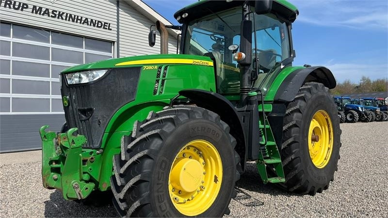 John Deere 7280R Næsten nye dæk, Autopower og frontlift - Traktor: slika John Deere 7280R Næsten nye dæk, Autopower og frontlift - Traktor John Deere 7280R Næsten nye dæk, Autopower og frontlift - Traktor: slika John Deere 7280R Næsten nye dæk, Autopower og frontlift - Traktor